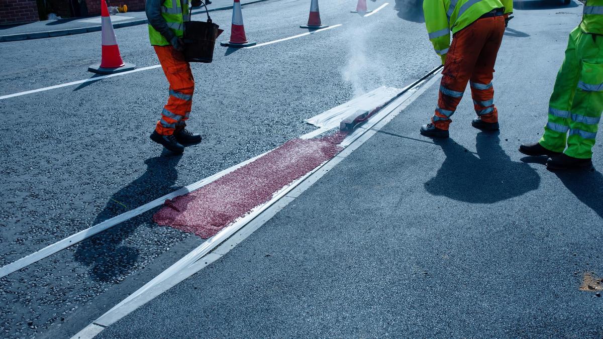 High-quality re-striping and maintenance for commercial and public lots